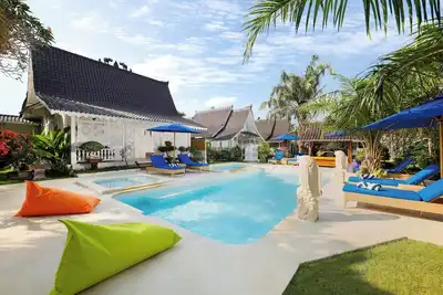 Image de One-Bedroom Cottage Suite with Garden View