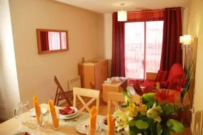 Image de Wifi, piscine, parking, télévision, 30-35m², Le Treport