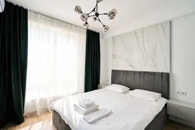 Image de Top Spot in Riscani! 1br Near Shops & Restaurants