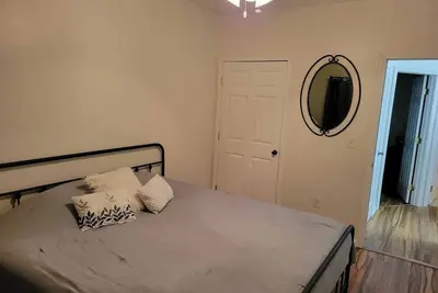 Image de Charming 2-bedroom apartment with WiFi, Ac next to Carthage Square and Route 66