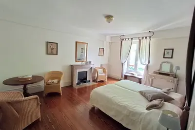 Image de Le Domaine des Buis, l'art de vivre au cœur de la Drôme des Collines.