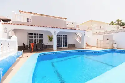 Villa Salvaje. Lovely 3 Bedroom. Private Heated Pool