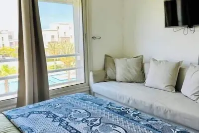 Image de comfy chalet inAmwaj Northcoast