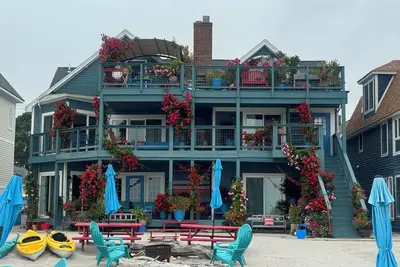 Image de 4-bedroom beach house on Silver Sands Beach, in peaceful Milford with WiFi, Ac