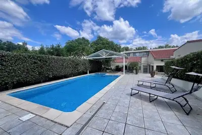 Image de 3 bedroom private vacation home in montpellier