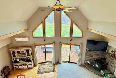 Image de Sunset Ridge - Hot tub, fire pit, Bbq