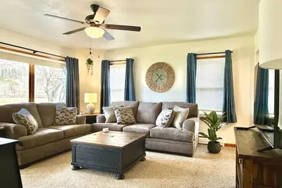 Image de Game Day Getaway - Pool Table, Grill, 5 minutes from All Star Village