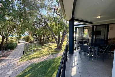 Image de Absolute Beachfront Villa – Best Views in Cape View Resort