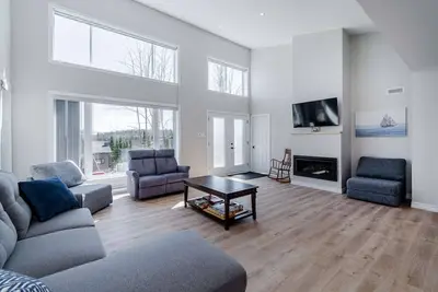 Image de Hôtel à la maison - Le Trio, golf et ski!