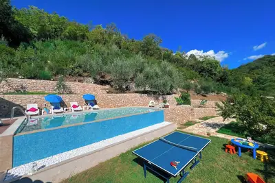 Image de Spacious 4-bedroom house with infinity pool for relaxing in lovely Herceg Novi
