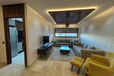 Image de Appartement 2 chambres dans résidence sécurisée. Familial, propre et bien placé.