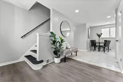 Image de 3-bedroom house and game room  in Pittsburgh with WiFi, Ac