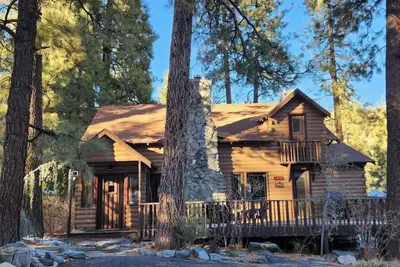 Image de Cozy spacious cabin in Beautiful Wrightwood