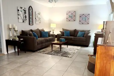 Image de Charming 3-bedroom house with WiFi and Ac in enchanting Houston