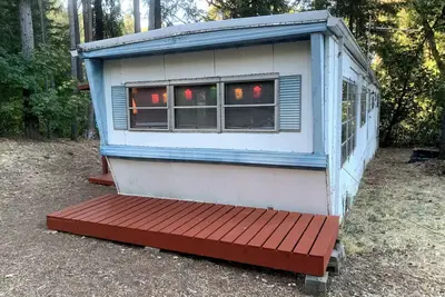 Image de Creekside Time Capsule