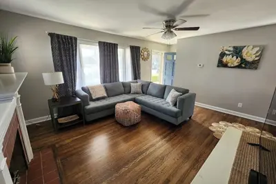 Image de Charming Home in Southland – Cozy & Spacious!