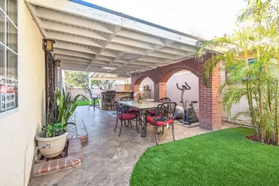 Image de Anaheim Luxury Family Escape!