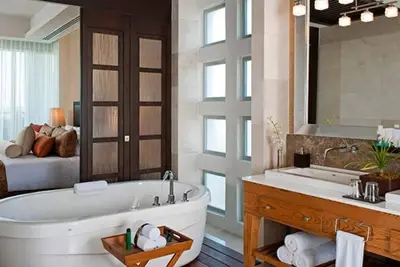 Image de Grand Luxxe Junior Villa – Sophisticated Comfort in Riviera Maya