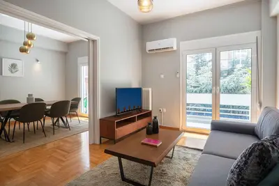 Image de Blueground | Athens Center, balcony, nr Acropolis