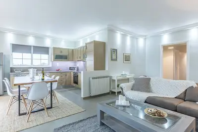 Image de Blueground | Elliniko, sea view, nr Beach