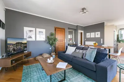 Image de Blueground | Glyfada, mountain view, nr Acropolis