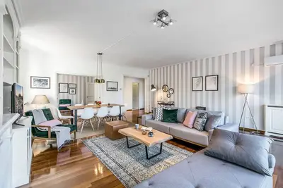 Image de Blueground | Kifisia, garden, nr Kifisia Park