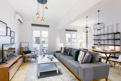 Image de Blueground | Lycabettus, balcony, nr Acropolis