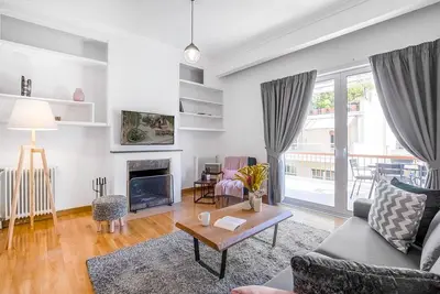 Image de Blueground | Athens Center, balcony, nr Acropolis