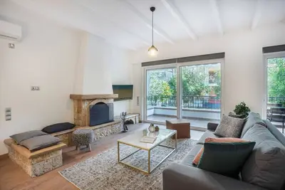 Image de Blueground | Chalandri, fireplace, nr Park