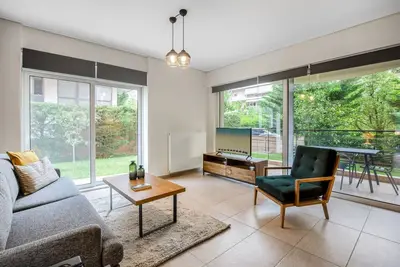 Image de Blueground | Agia Paraskevi, garden, nr Park