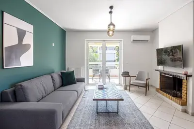 Image de Blueground | Marousi, fireplace, nr Kifissia Park