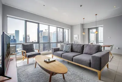 Image de Blueground | South Ridge, pool, nr Plaza