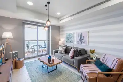 Image de Blueground | Dubai Marina, pool, nr Marina