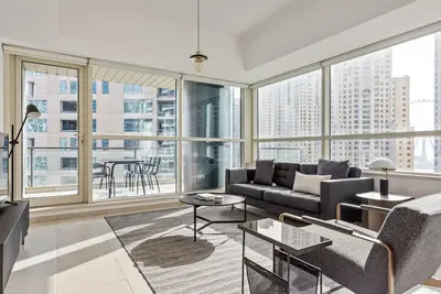 Image de Blueground | Dubai Marina, pool, nr Beach