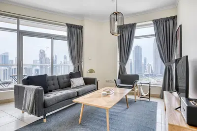 Image de Blueground | Downtown Dubai, pool, nr Burj Park