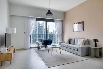 Image de Blueground | Downtown Dubai, pool, nr Burj Khalifa