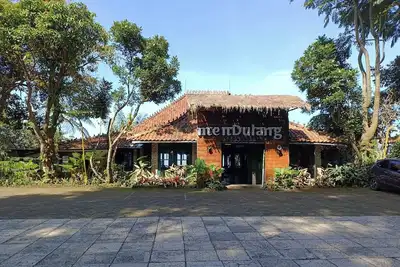 Image de Mendulang By Belza