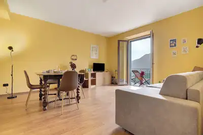 Image de Appartement 'Chiaro Di Luna Tignale' avec Vue sur le Lac, Balcon et Wi-Fi