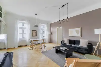 Image de Blueground | Alsergrund, view, nr Votivkirche