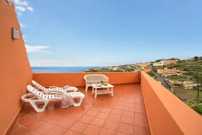 Image de Maison de vacances 'Tajinaste' avec vue sur la mer, terrasse privée et Wi-Fi