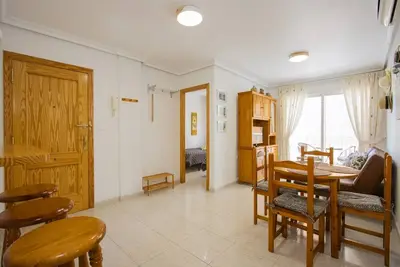 Image de Two-bedroom apartment 200 meters from the sea and the beach!
