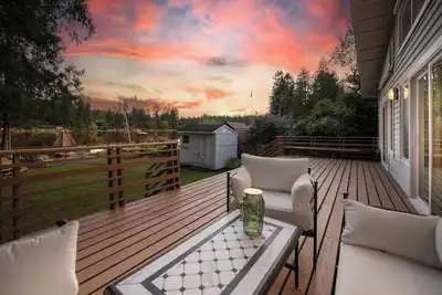 Image de @ Marbella Lane - Hidden Gem on Scenic Shady Lake