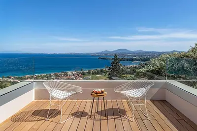 Villa à Corfou avec 3 chambres à coucher, 6 couchages