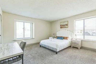 Rosehill Pointe 55 I Spacious 1 Bed 1 Bath