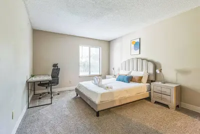 Rosehill Pointe 197 I Spacious 1 Bed 1 Bath