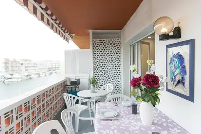 Image de Appartement de vacances pour 6 personnes env. 56 qmà Empuriabrava, Costa Brava (Golfe de Roses)