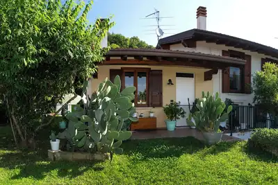 Image de Enchanted place for those who want to find themselves garden and animals allowed