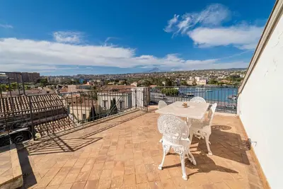 Image de Loft Duplex Skyview by Wonderful Italy