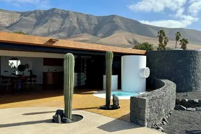 Image de Canaryislandshost l Petra