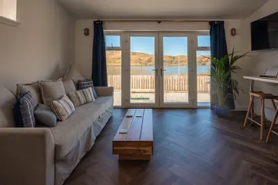 Image de Couples relaxing break close to Oban with amazing views.